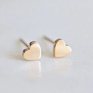 14K Gold Stainless steel mini heart earrings new